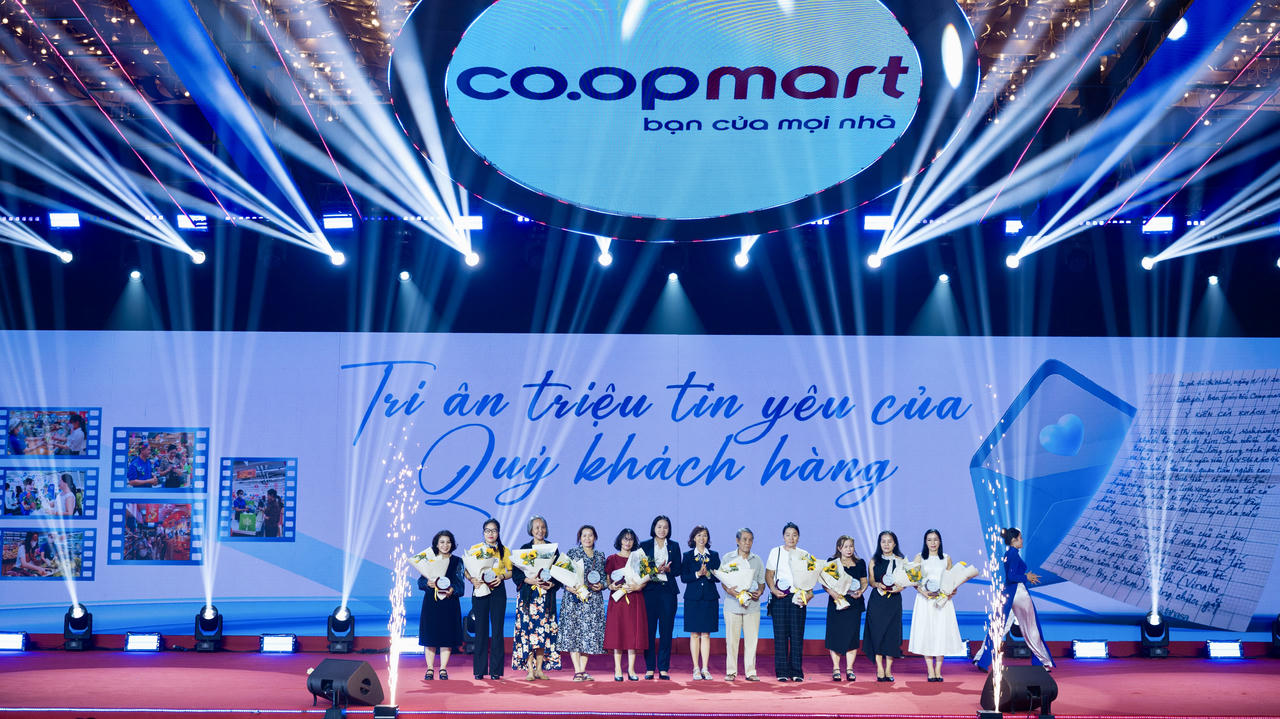 Tuổi 30, Co.opmart khoác 'áo mới' nâng tầm trải nghiệm mua sắm