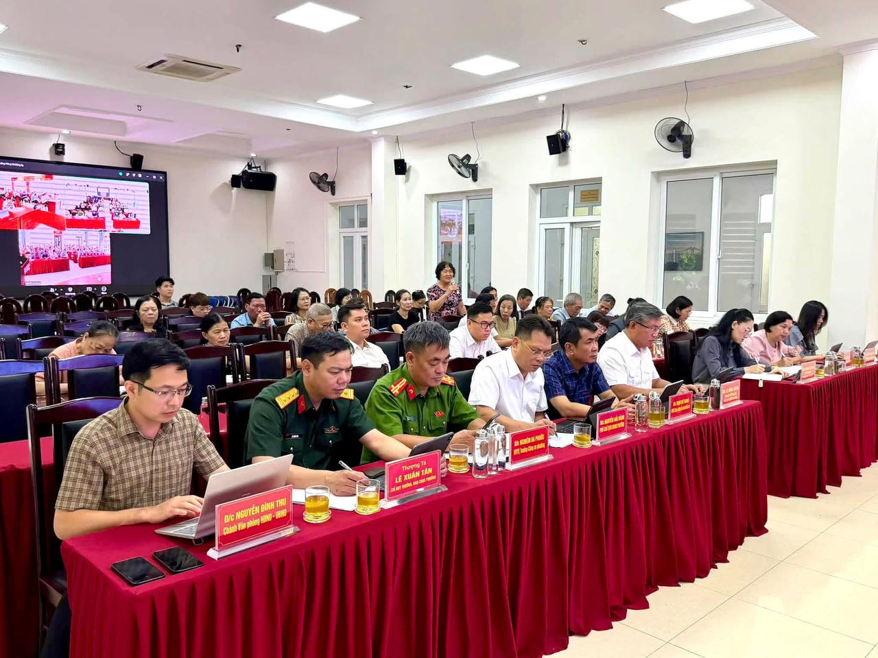 Sáng 16/7 Hội nghị tiếp xúc cử tri sau Kỳ họp thứ II HĐND phường Hồng Hà khóa II, nhiệm kỳ 2026–2031.