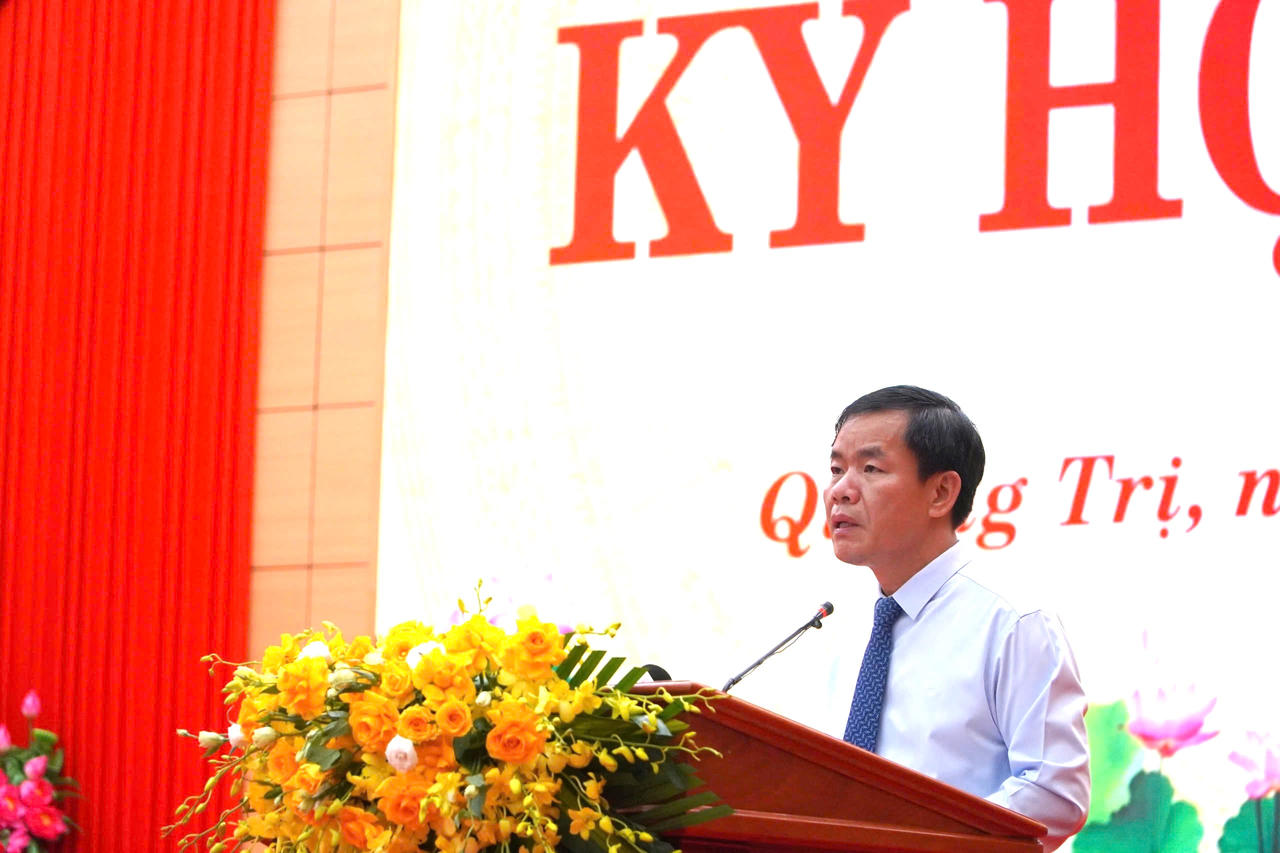 Bí thư Tỉnh ủy Quảng Trị Nguyễn Văn Phương phát biểu chỉ đạo tại Kỳ họp.