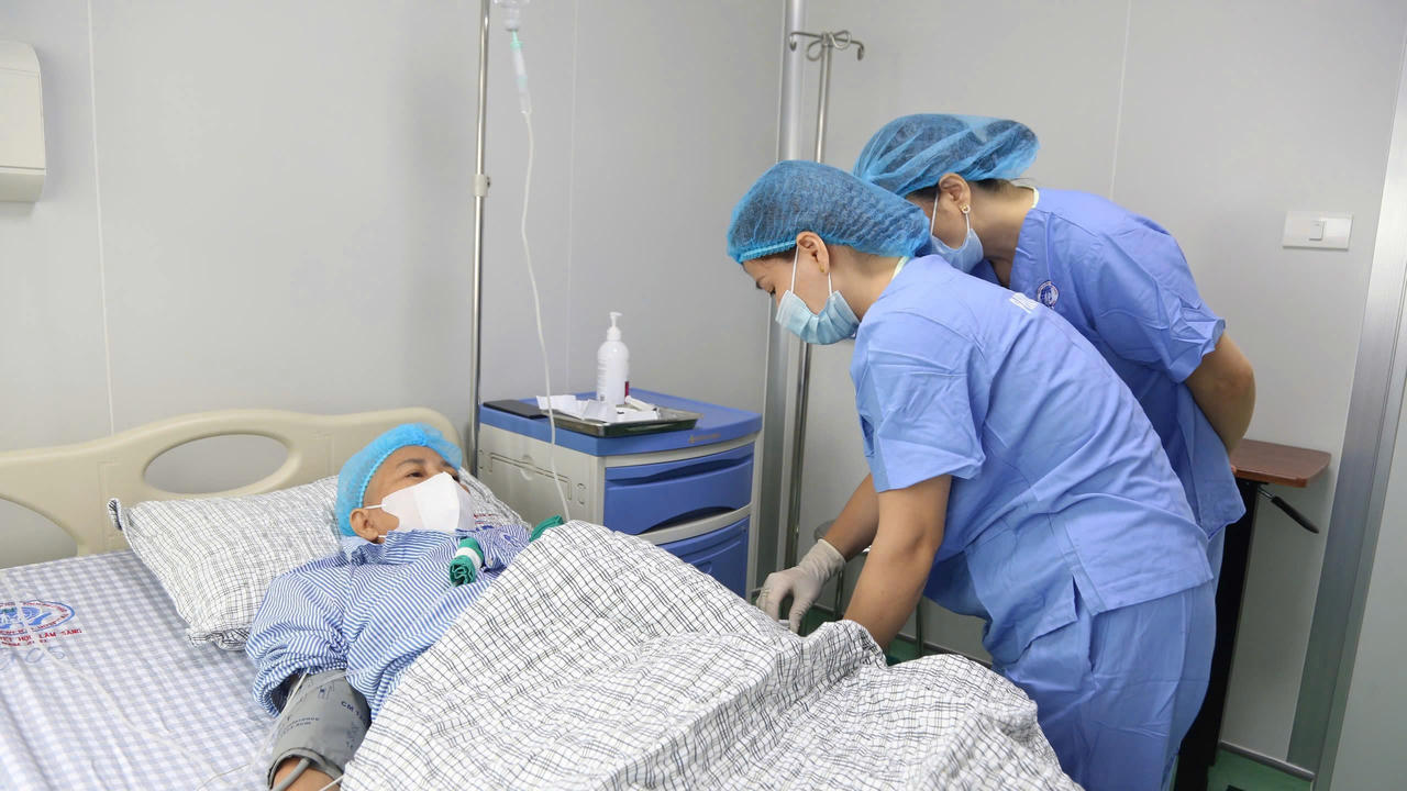 Trong quá trình huy động và thu thập tế bào gốc, số lượng tế bào thu được vượt mức kỳ vọng, tạo điều kiện thuận lợi cho ca ghép. Ảnh: Bệnh viện Đa khoa tỉnh Phú Thọ