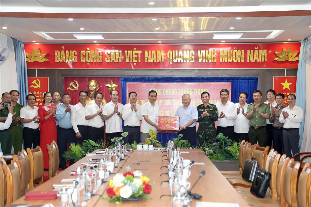 Chủ tịch UBND TP Hải Phòng chỉ đạo tháo gỡ điểm nghẽn phát triển Đặc khu Bạch Long Vĩ