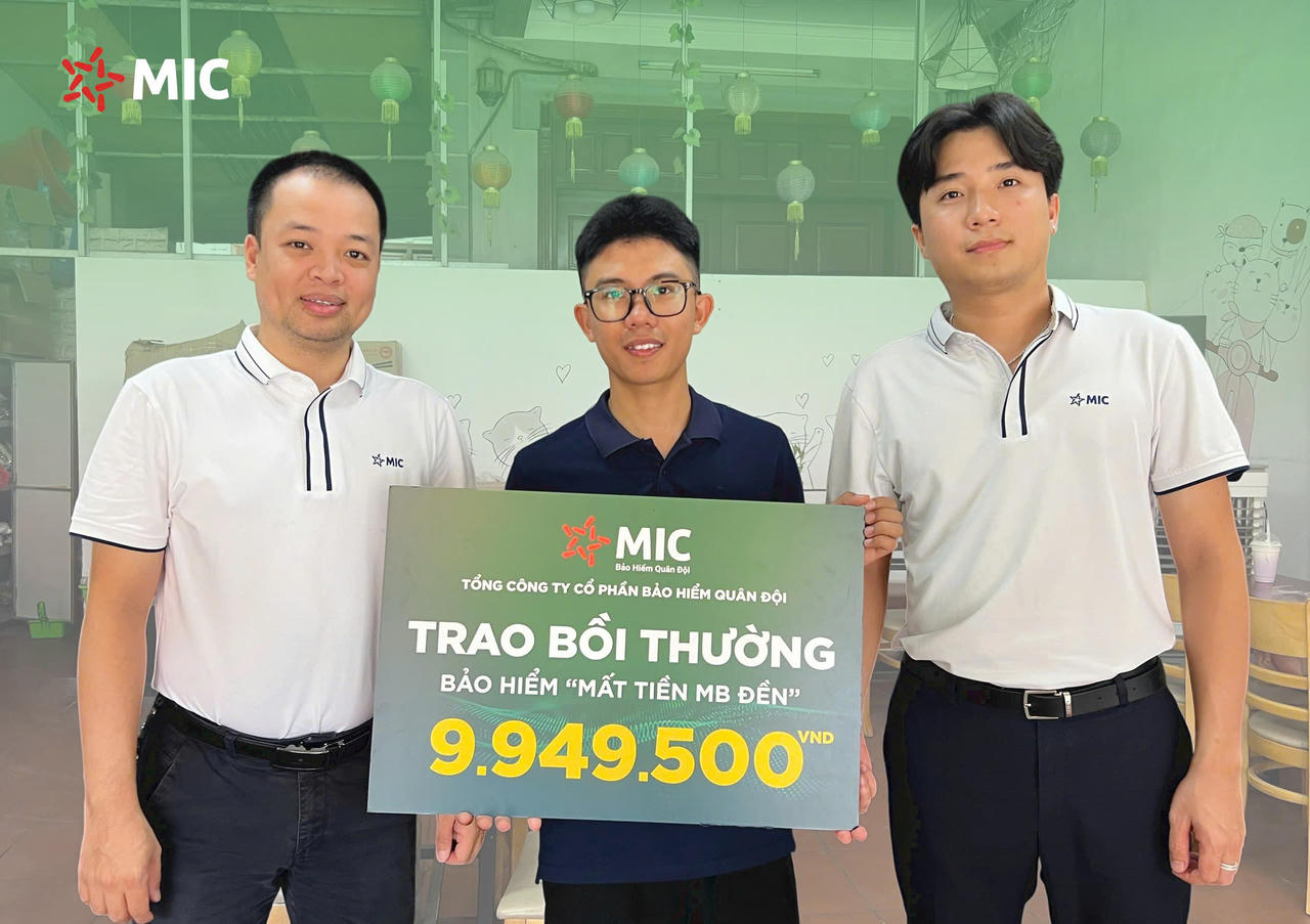 Tổng Công ty Cổ phần Bảo hiểm Quân đội (MIC) chi trả 9.949.500 đồng cho khách hàng sau bị lừa chuyển gần 10 triệu đồng thông qua website dịch vụ công giả mạo.