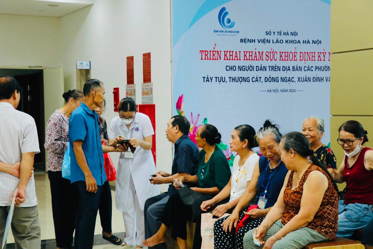 Đã có hơn 46.000 người dân Hà Nội được khám sức khỏe miễn phí