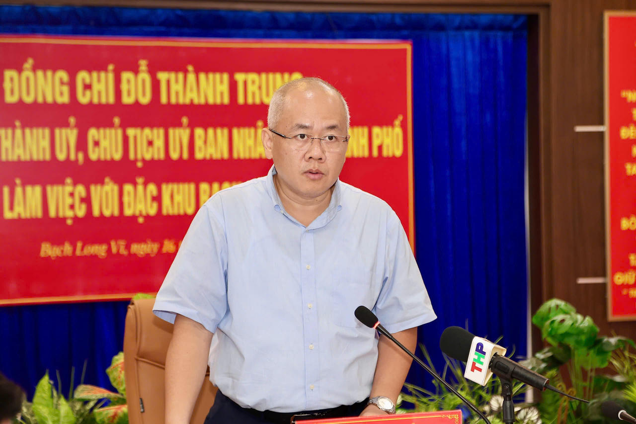 Chủ tịch UBND TP Hải Phòng Đỗ Thành Trung phát biểu kết luận hội nghị. (Ảnh Cổng TTĐT Hải Phòng)