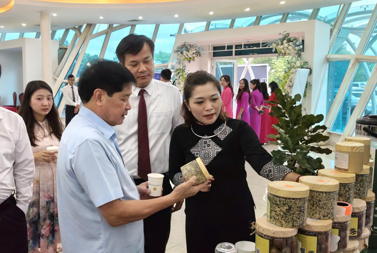 Điện Biên phát triển nông nghiệp bền vững gắn với chuyển đổi xanh