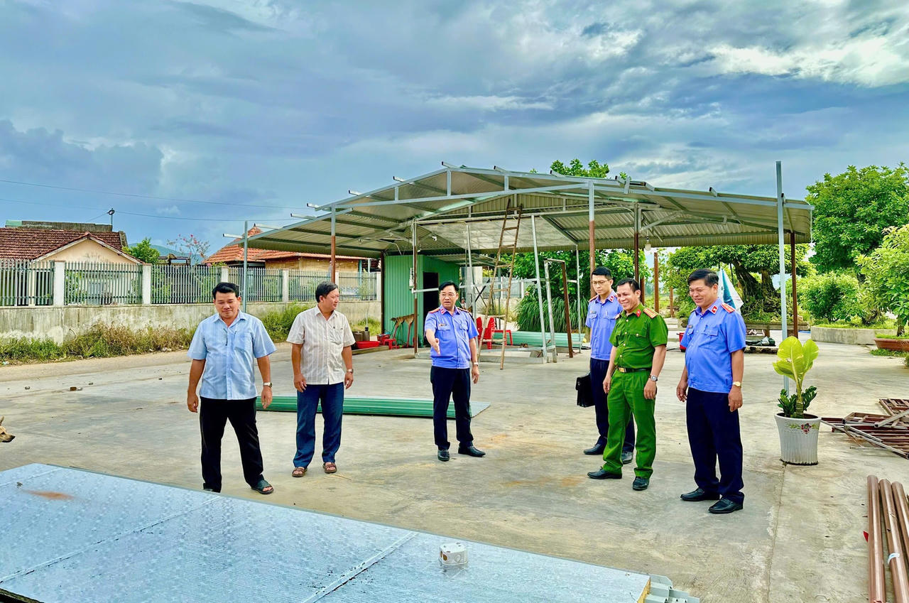 Công trình quán cà phê, giải khát đã được tháo dỡ sau kiến nghị của Viện KSND Khu vực 4.