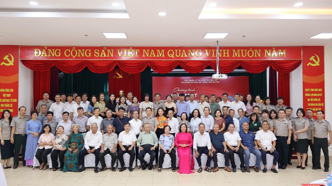 Chương trình gặp mặt các thế hệ lãnh đạo qua các thời kỳ.