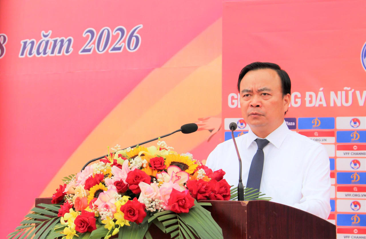 Ông Hà Trung Chiến, Phó Chủ tịch UBND tỉnh Sơn La phát biểu tại lễ khai mạc.