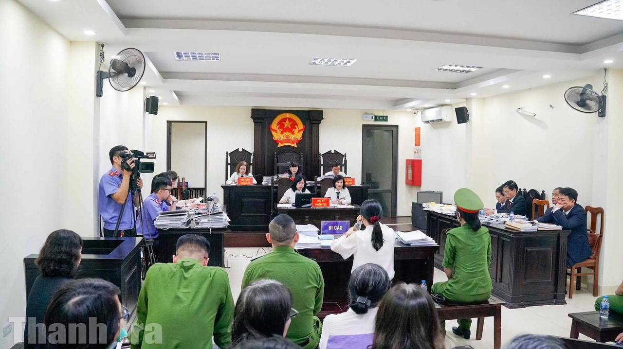 Từ 1/8, không được mang điện thoại, máy tính xách tay vào phiên tòa nếu không được Thẩm phán cho phép