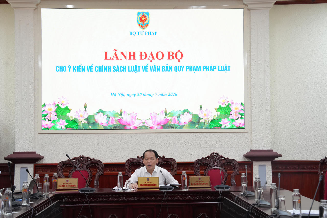 Bộ trưởng Hoàng Thanh Tùng kết luận cuộc họp.