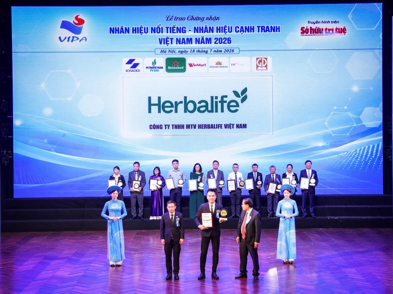 Herbalife Việt Nam được vinh danh tại Nhãn Hiệu Nổi Tiếng – Nhãn Hiệu Cạnh Tranh Việt Nam 2026