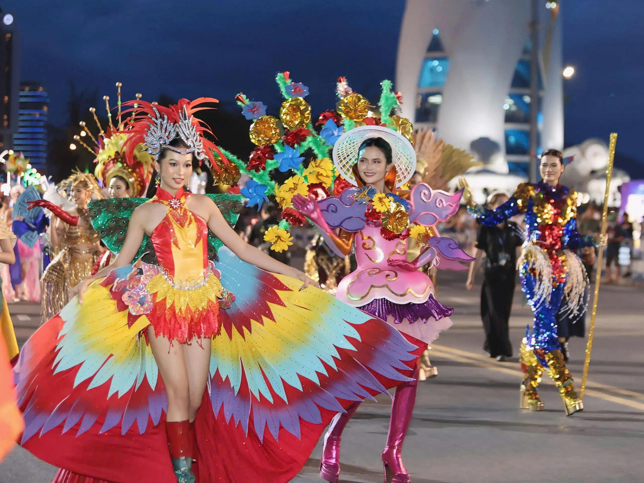 Hàng nghìn nghệ sĩ, diễn viên tham gia Festival Biển Khánh Hòa 2026. Ảnh: BTC