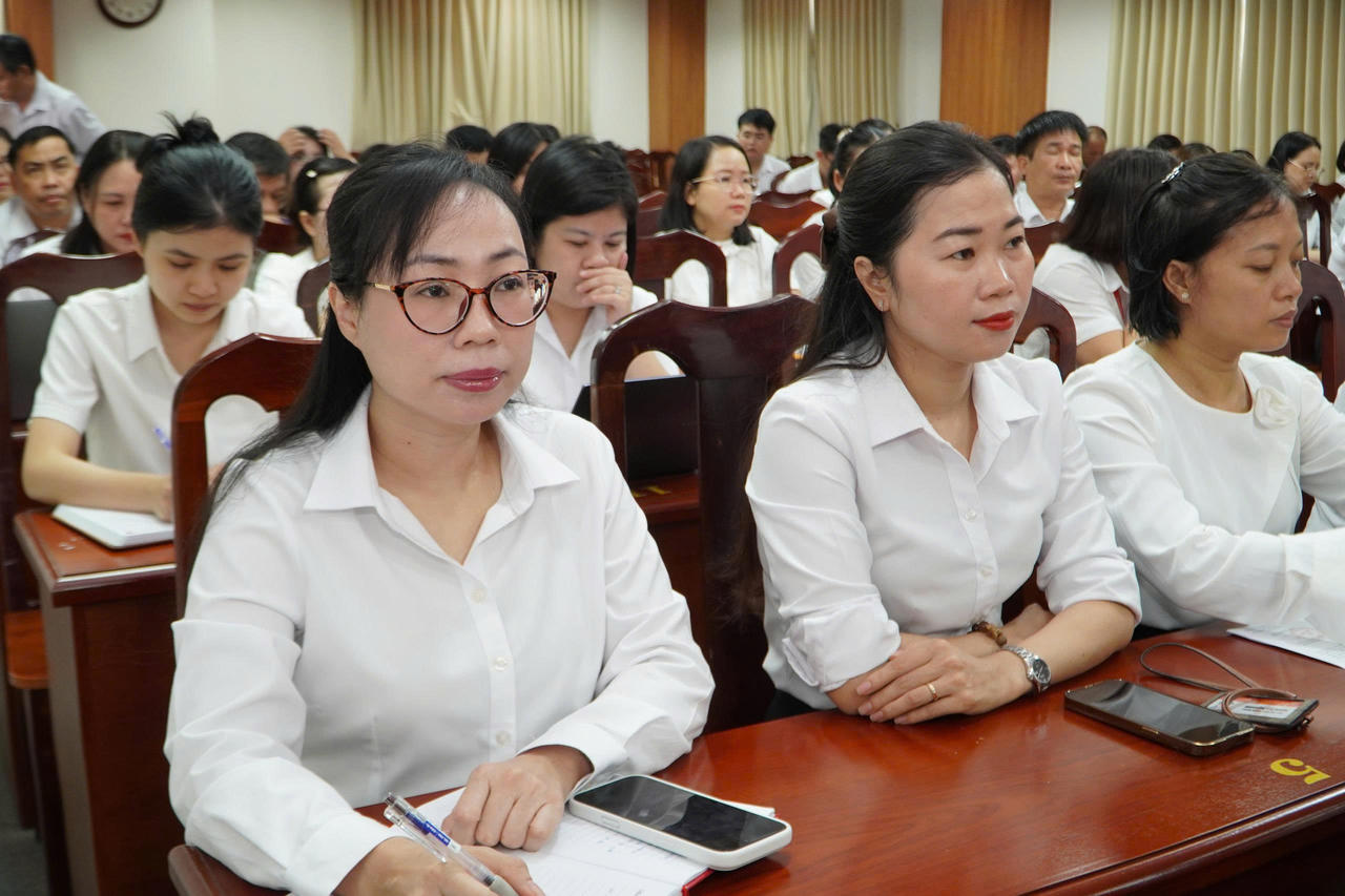 Đảng bộ Thi hành án dân sự TP. Hồ Chí Minh phát huy vai trò lãnh đạo, hoàn thành tốt nhiệm vụ 6 tháng đầu năm 2026
