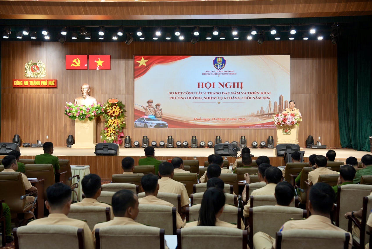 Chuyển biến tích cực trong đảm bảo trật tự, an toàn giao thông tại TP Huế 