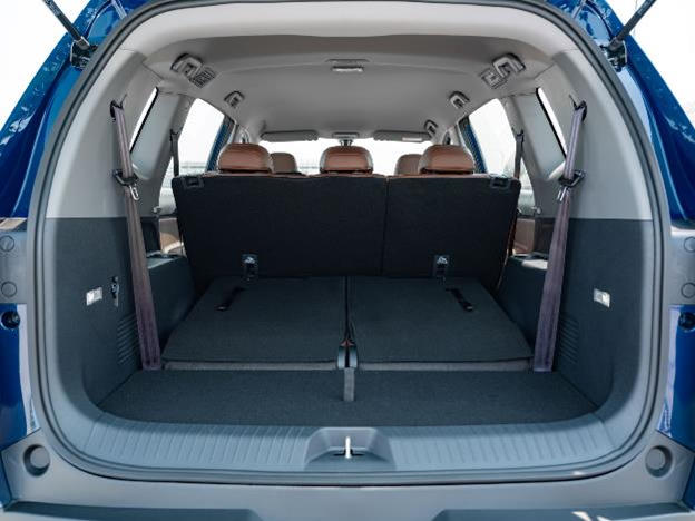 An toàn và tiết kiệm, chủ xe đánh giá VinFast VF MPV 7 là lựa chọn lý tưởng cho những chuyến đi xa