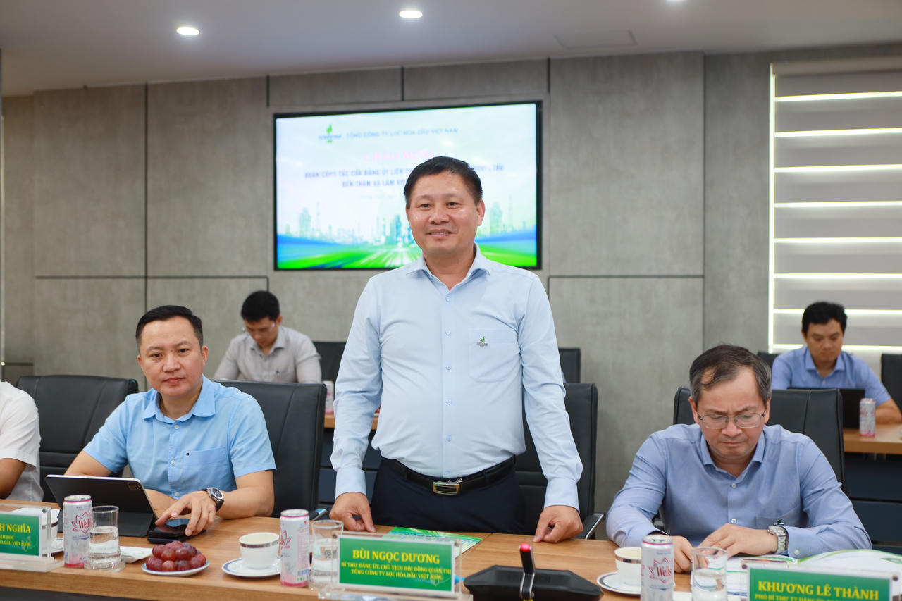 Bí thư Đảng ủy, Chủ tịch Hội đồng quản trị BSR Bùi Ngọc Dương phát biểu.