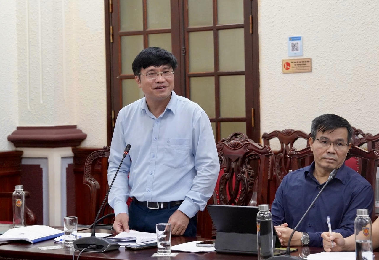 TS. Nguyễn Văn Cương, Viện trưởng Viện Chiến lược và Khoa học pháp lý phát biểu