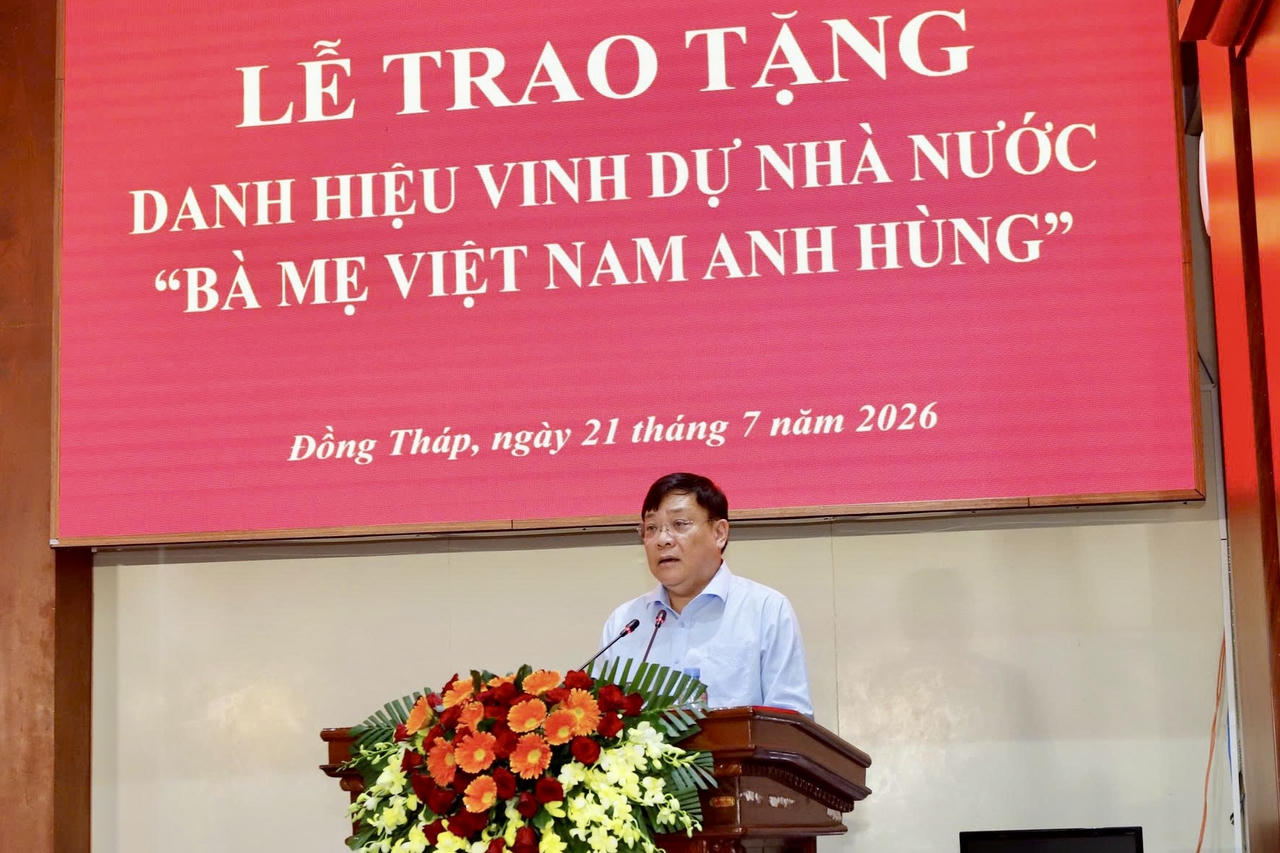 Ông Phạm Thành Ngại - Chủ tịch UBND tỉnh phát biểu tại buổi lễ. Ảnh: Xuân Uyên