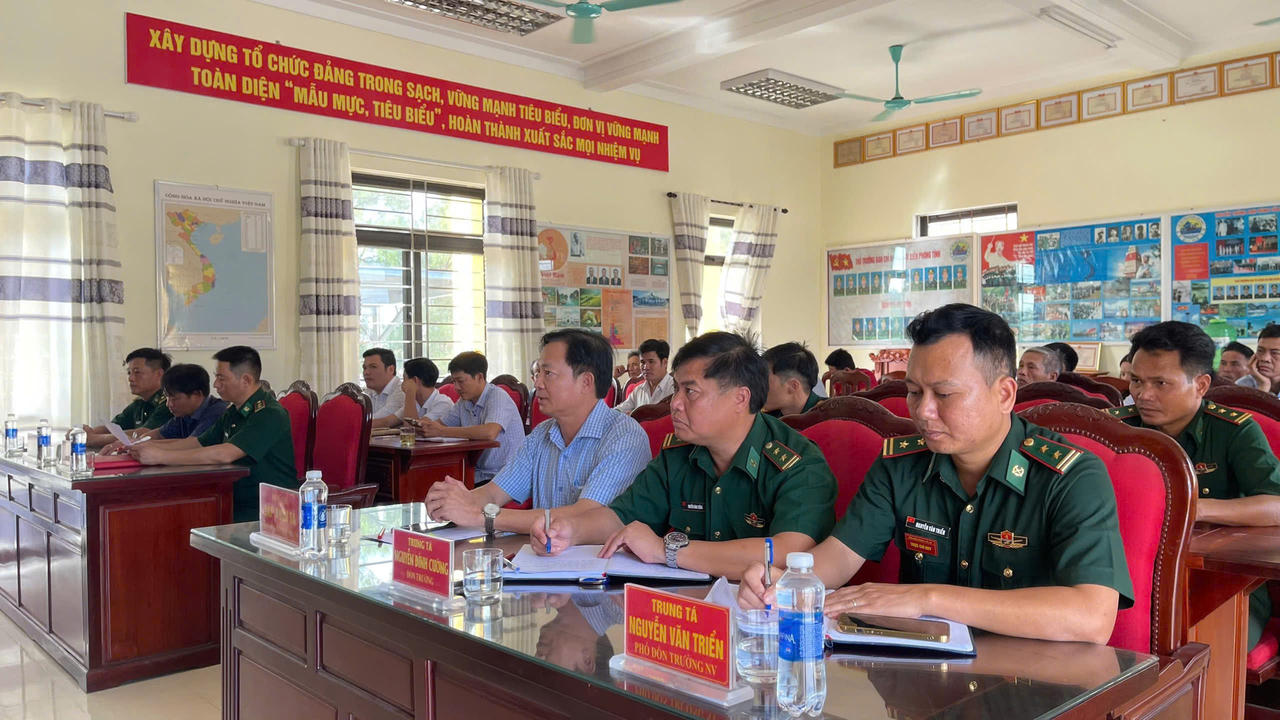 Các đại biểu tham dự hội nghị