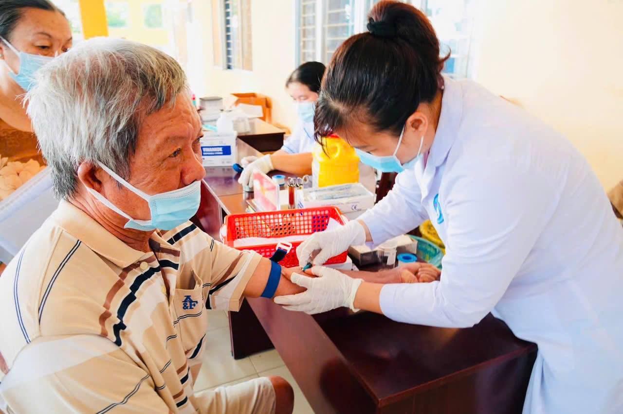 Tây Ninh đẩy nhanh tiến độ khám sức khỏe miễn phí cho người dân