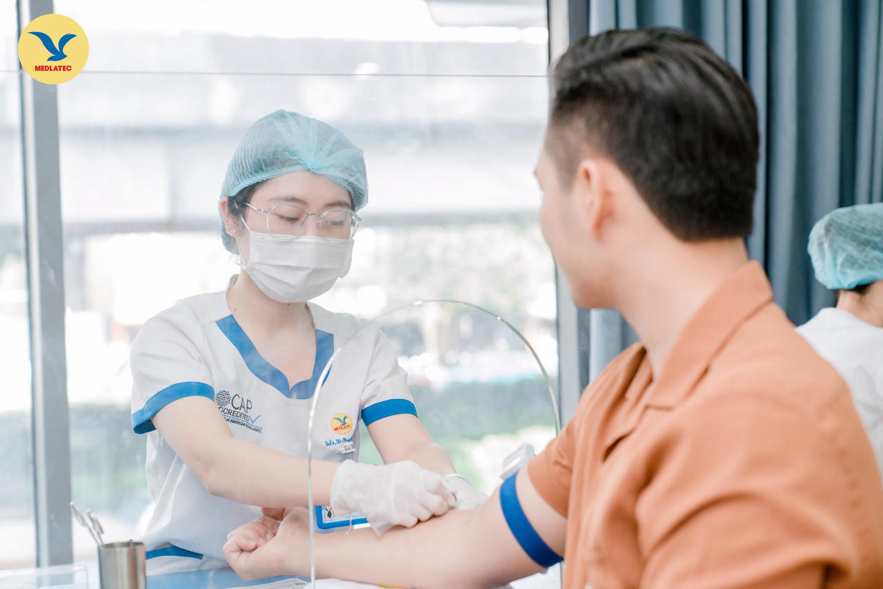 Chuyên gia Medlatec chia sẻ những yếu tố quyết định độ chính xác của kết quả xét nghiệm