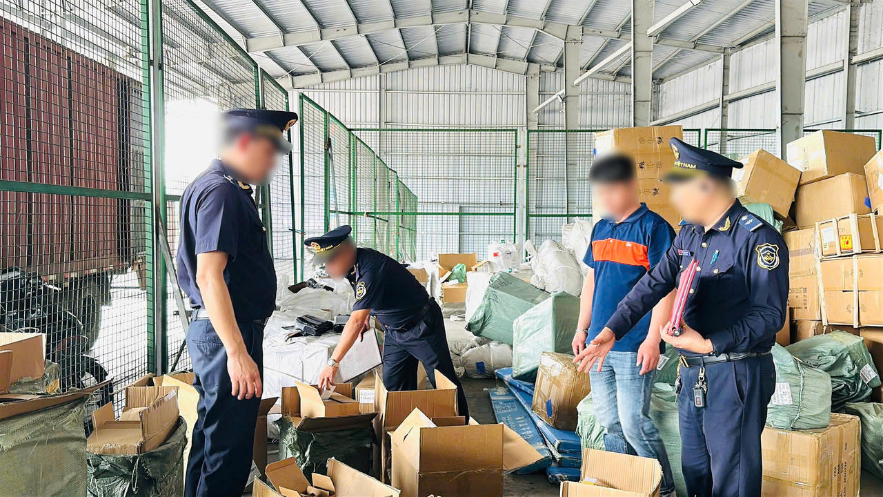Cục Hải quan: Quy định mới về xuất nhập khẩu tại chỗ chỉ áp dụng với tờ khai chưa hoàn thành thủ tục