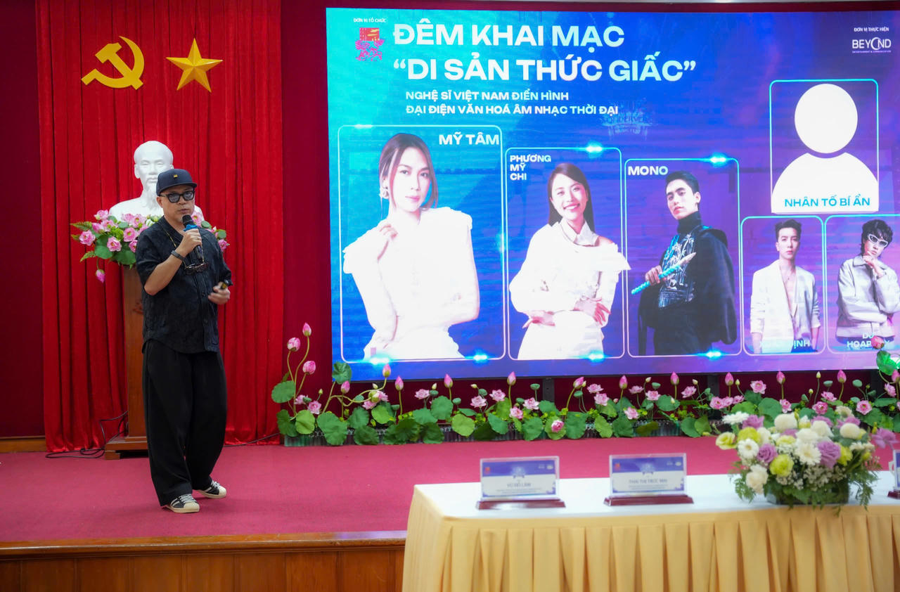 Chương trình có sự tham dự của nhiều nghệ sĩ nổi tiếng trong nước và quốc tế. (Ảnh: Lê Hoàng) 