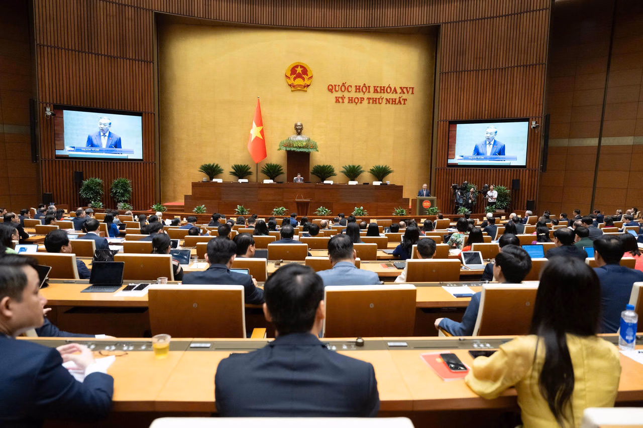 Ảnh đại diện bài viết: phát biểu chỉ đạo tại phiên khai mạc kỳ họp thứ nhất, qh khóa xvi, tổng bí thư, chủ tịch nước tô lâm yêu cầu qh cần nâng tầm giám sát tối cao theo hướng thực chất, đi đến cùng trách nhiệm và kết quả. (ảnh: quochoi.vn)
