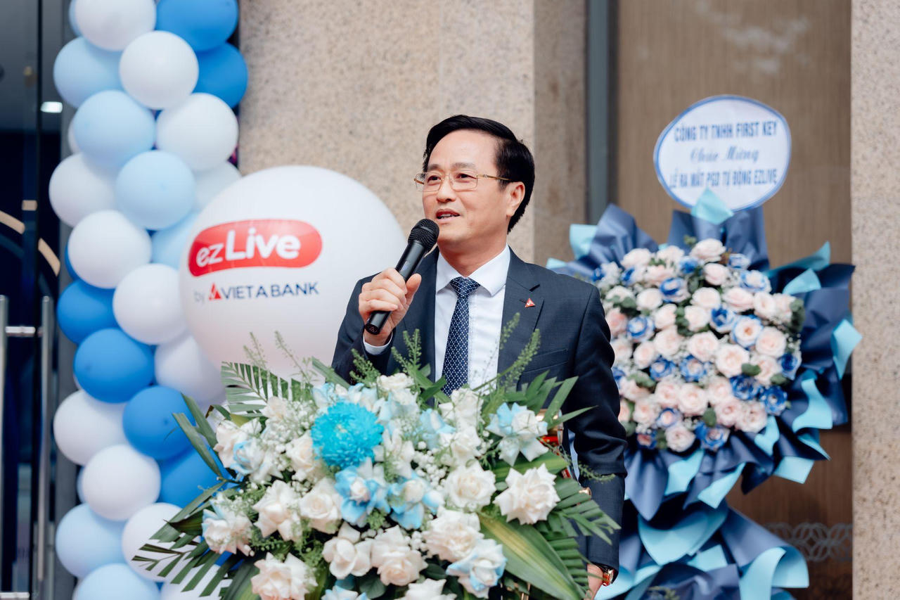 Ông Nguyễn Văn Trọng - Tổng giám đốc VIETABANK chia sẻ tại lễ ra mắt phòng giao dịch ezLive
