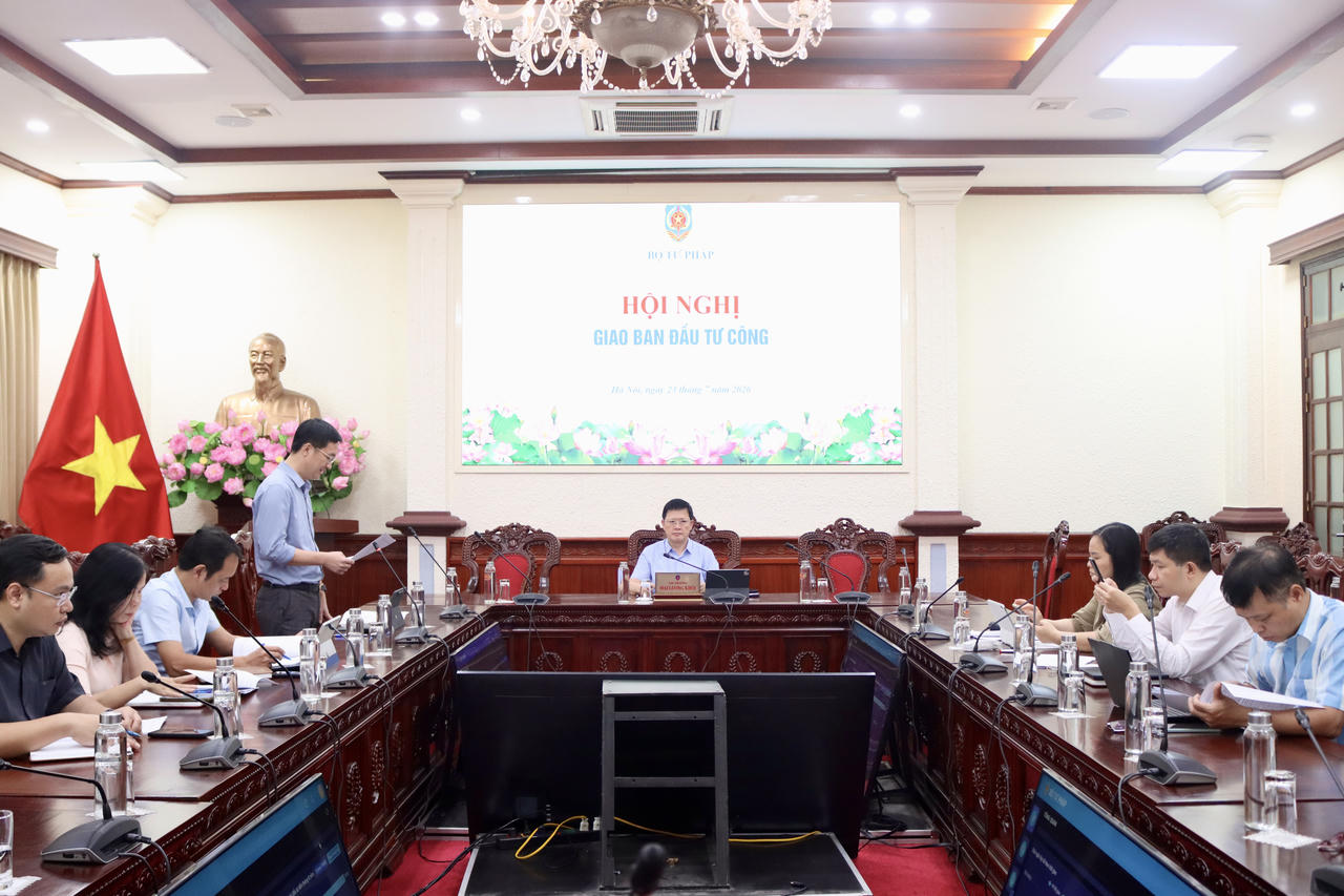 Tập trung tháo gỡ vướng mắc, đẩy nhanh tiến độ giải ngân vốn đầu tư công Tập trung tháo gỡ vướng mắc, đẩy nhanh tiến độ giải ngân vốn đầu tư công