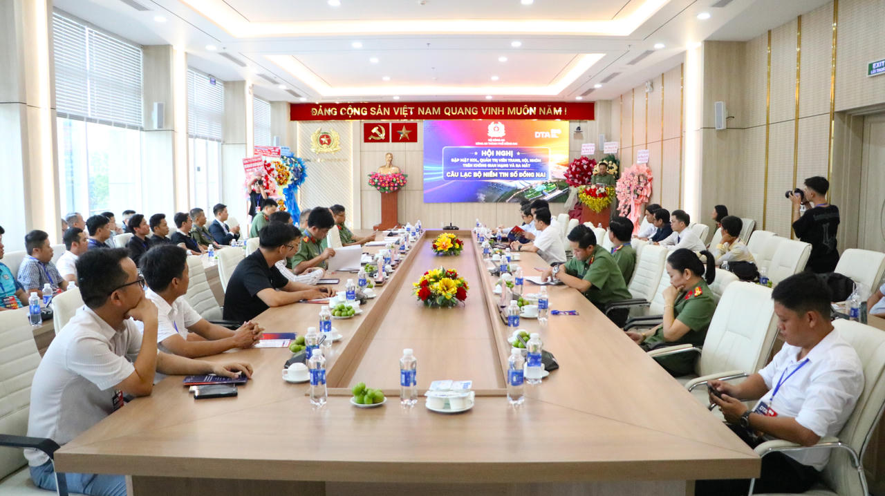Toàn cảnh hội nghị (Ảnh: Khánh Toàn)