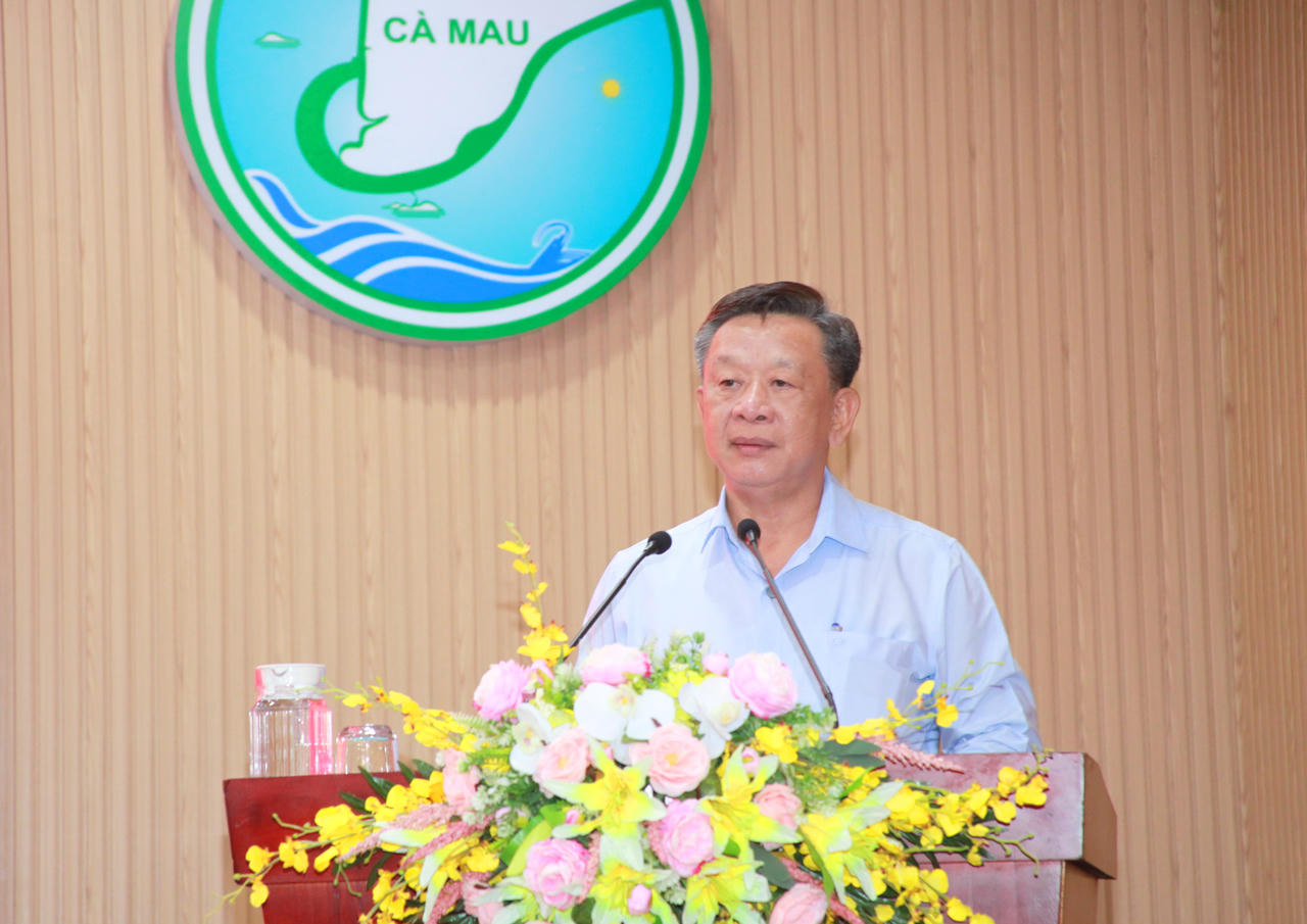 Ông Hồ Trung Việt – Trưởng Ban Tuyên giáo và Dân vận Tỉnh ủy, Phó Trưởng Ban Thường trực Ban Chỉ đạo 35 Tỉnh ủy, Trưởng Ban Tổ chức Cuộc thi, phát biểu tiếp thu ý kiến chỉ đạo (Ảnh: Trọng Nghĩa).