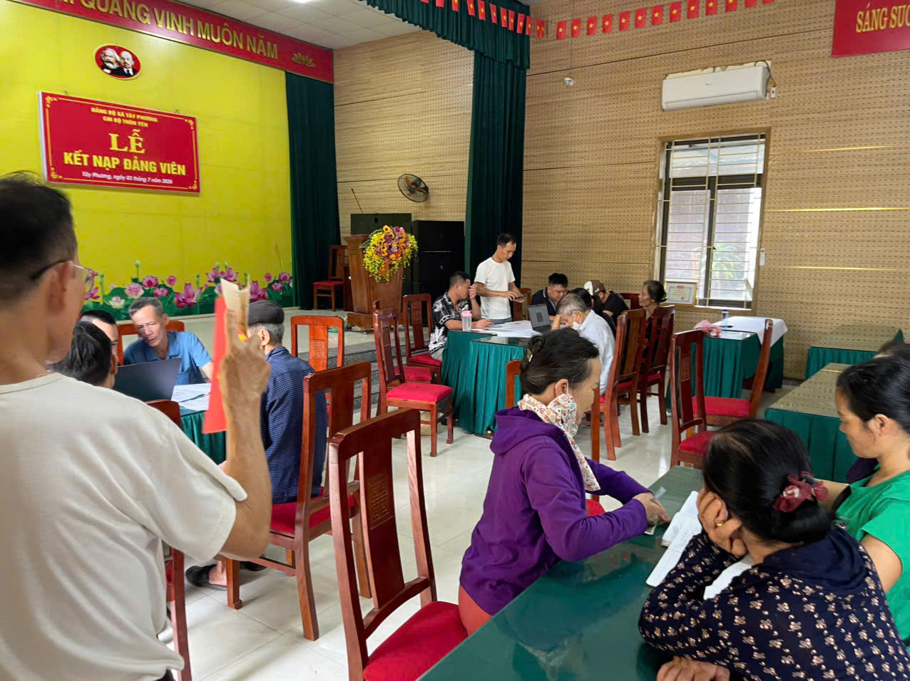 Hà Nội tăng tốc Chiến dịch “45 ngày”: Xã Tây Phương quyết tâm làm giàu, làm sạch dữ liệu đất đai
