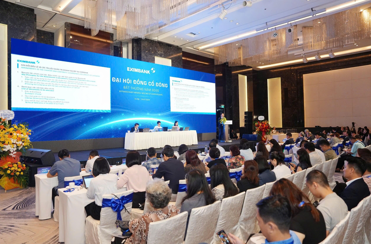 Toàn cảnh Đại hội đồng cổ đông bất thường năm 2026 của Eximbank.