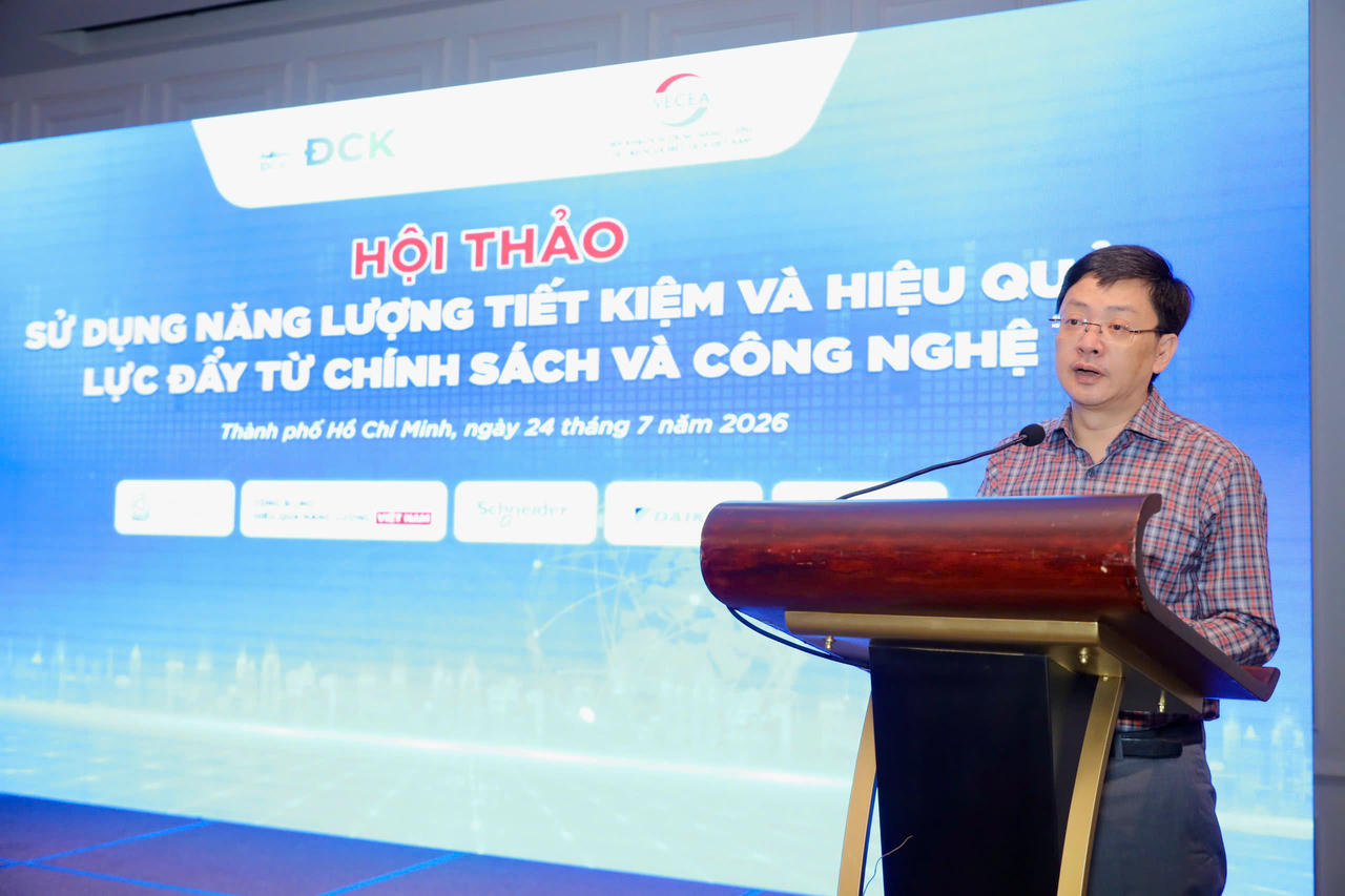 Ông Đặng Hải Dũng - Phó Cục trưởng Cục Đổi mới sáng tạo, Chuyển đổi xanh và Khuyến công, Bộ Công Thương phát biểu khai mạc hội thảo.