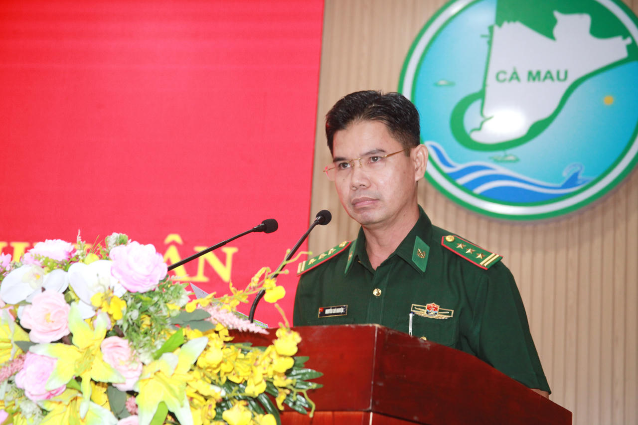 Đại diện Bộ Chỉ huy Bộ đội Biên phòng tỉnh Cà Mau, phát biểu thảo luận tại Hội nghị (Ảnh: Trọng Nghĩa).