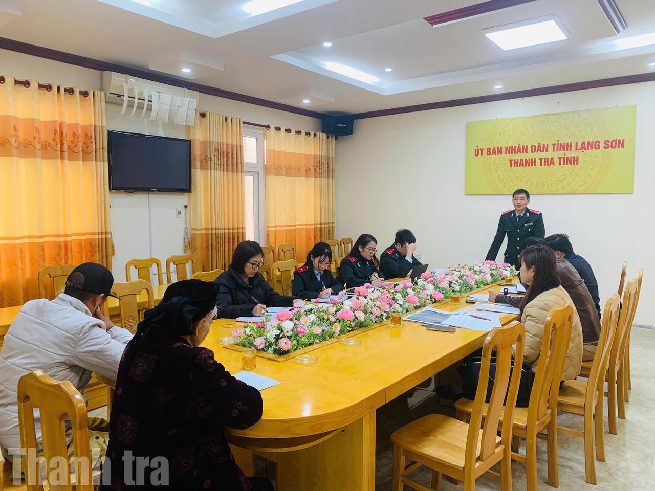 Một buổi tiếp công dân của ông Đậu Trường An, Chánh Thanh tra tỉnh Lạng Sơn. Ảnh: PV