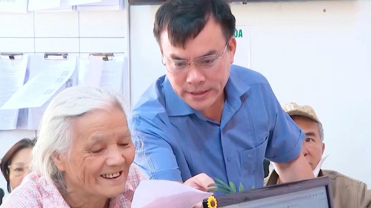 Ông Nguyễn Văn Viện tiên phong đưa thông tin khoa học và công nghệ về nông thôn.
