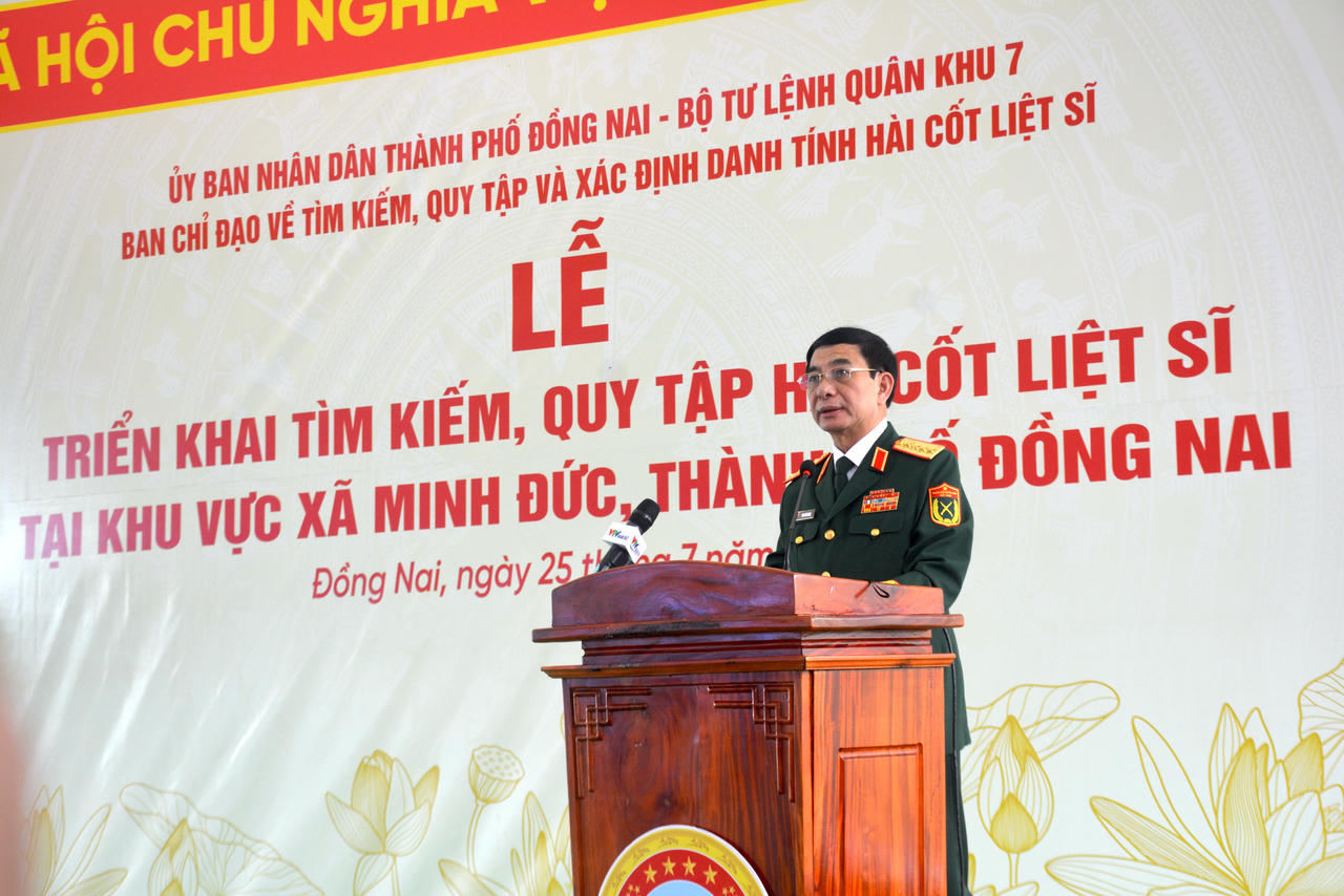 Đại tướng Phan Văn Giang, Ủy viên Bộ Chính trị, Phó Thủ tướng Chính phủ, Bộ trưởng Bộ Quốc phòng phát biểu chỉ đạo. Ảnh Duy Trường