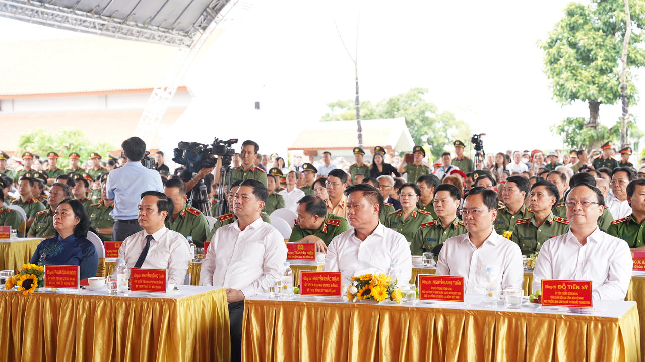 Khánh thành Khu lưu niệm Anh hùng liệt sĩ Công an nhân dân Bùi Thị Cúc