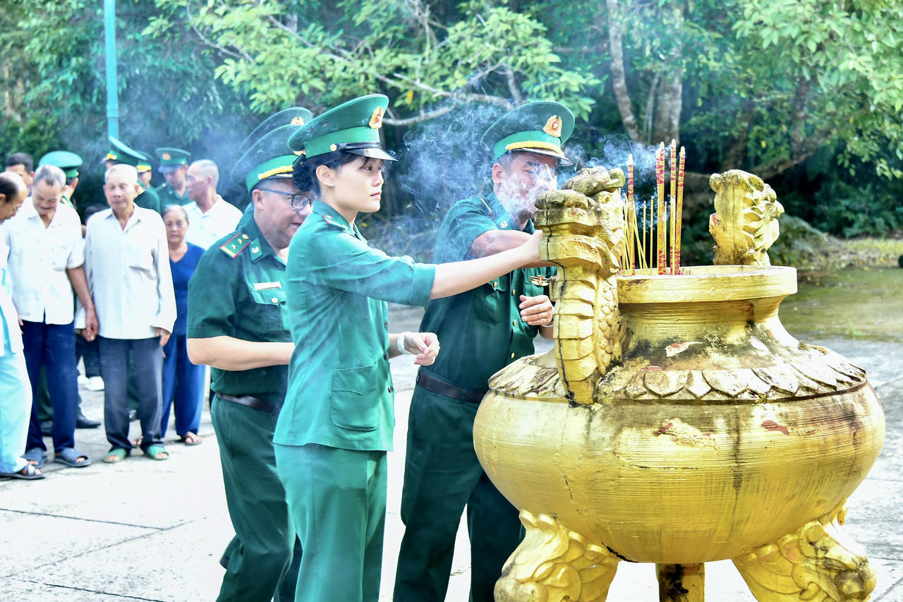 Loạt hoạt động ý nghĩa của BĐBP TP Cần Thơ lan tỏa đạo lý 'Đền ơn đáp nghĩa'