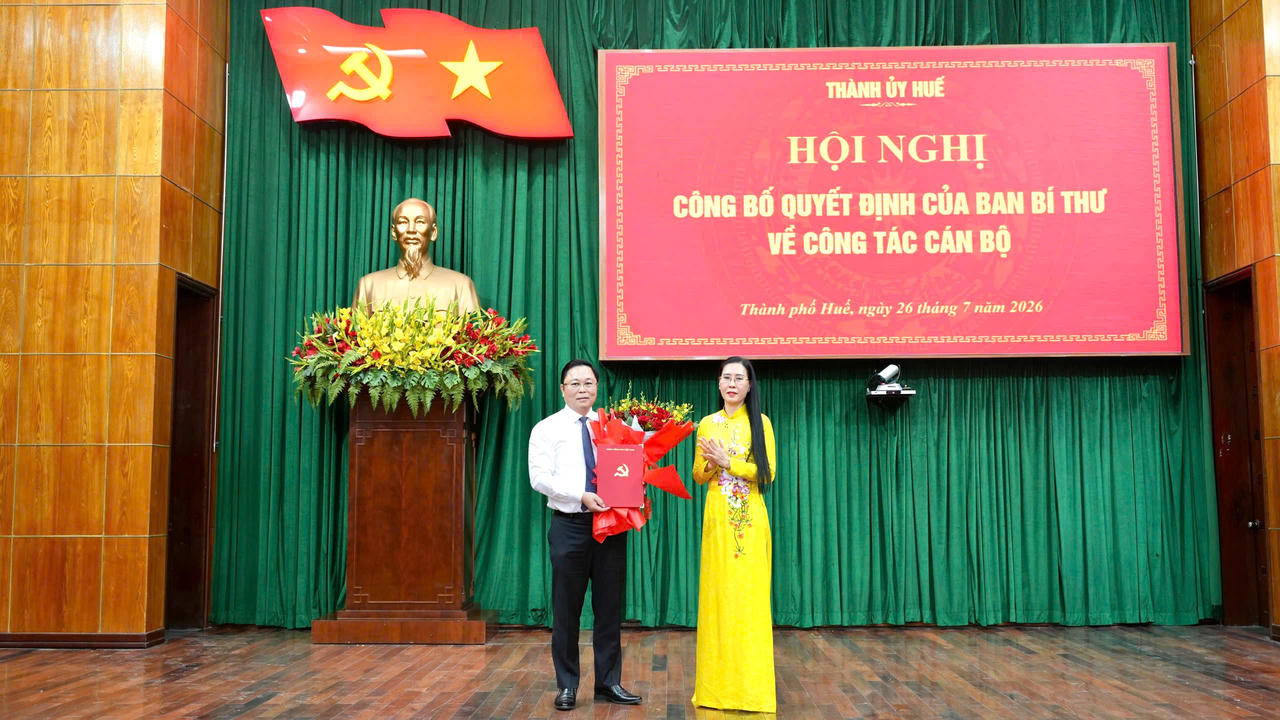 Ông Lê Trí Thanh được bầu giữ chức Chủ tịch UBND thành phố Huế