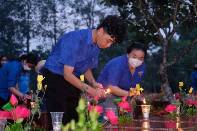 Tri ân không chỉ trong một ngày 1