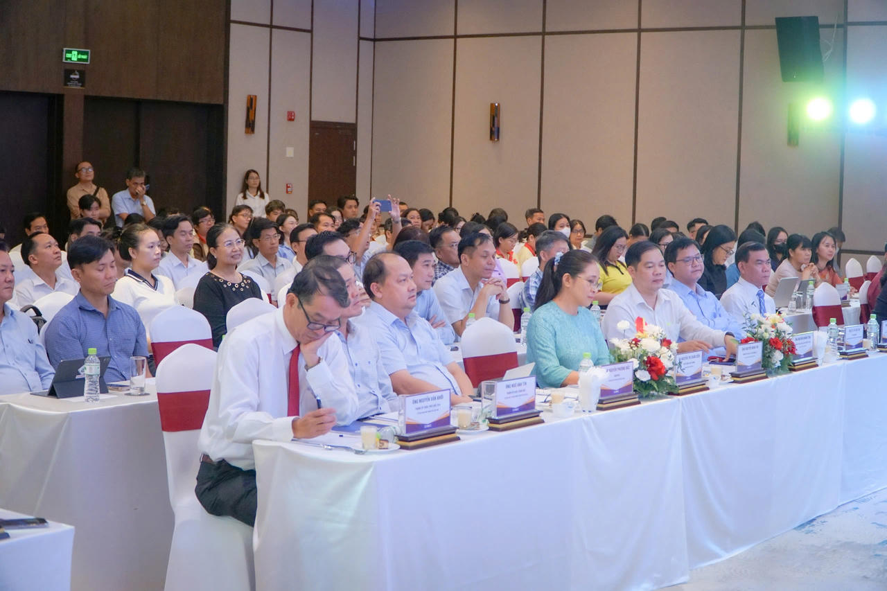 Các đại biểu tham dự hội thảo. (Ảnh: HV)