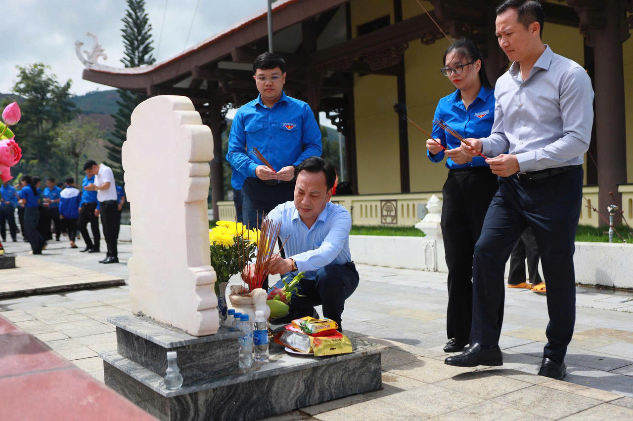 Tuổi trẻ Chính phủ triển khai chuỗi hoạt động tri ân nhân Ngày Thương binh - Liệt sĩ
