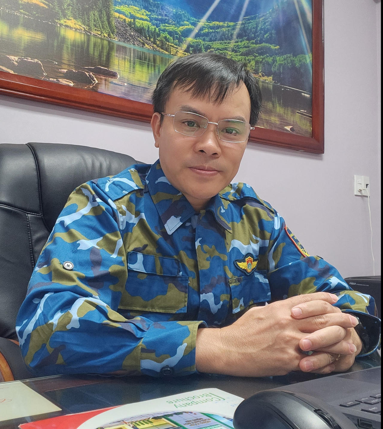 Ông Nguyễn Văn Viện trong thời gian công tác tại Quân chủng Phòng không - Không quân.
