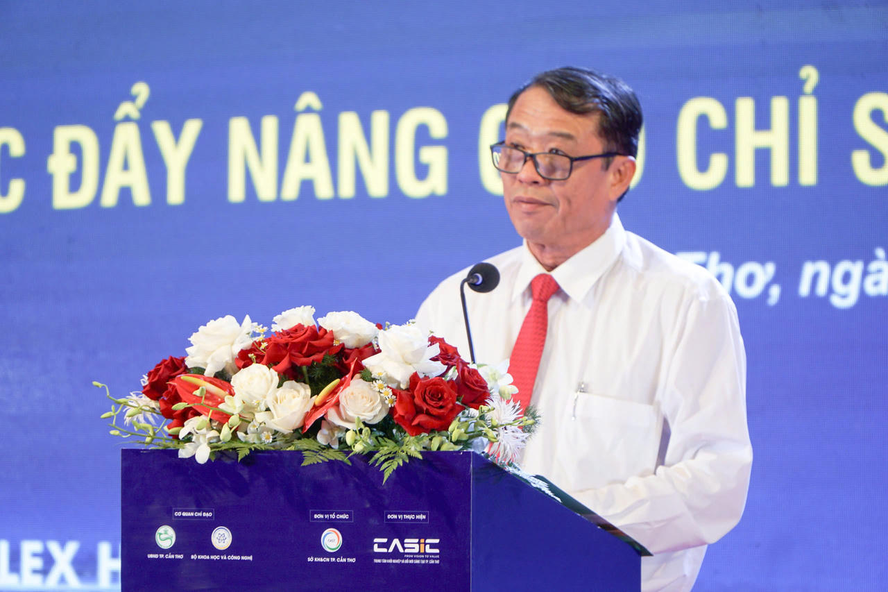 Phó Chủ tịch UBND TP Cần Thơ Nguyễn Văn Khởi phát biểu tại hội thảo. (Ảnh: HV)