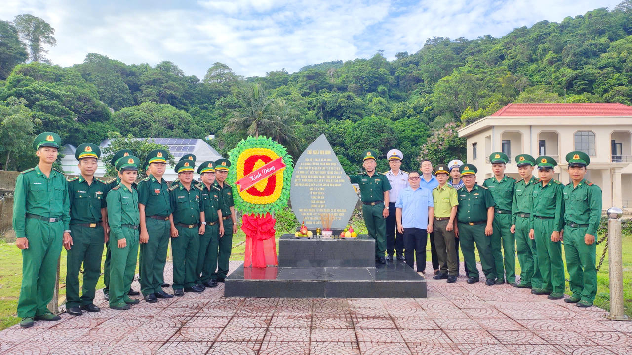 Tháng 7 nghĩa tình ở Đất Mũi