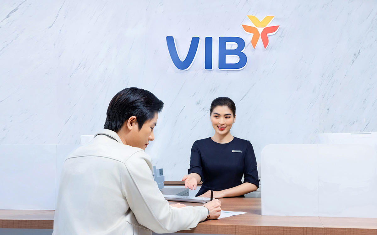 VIB lãi 5.180 tỷ đồng, tài sản vượt 580.000 tỷ trong 6 tháng&nbsp;