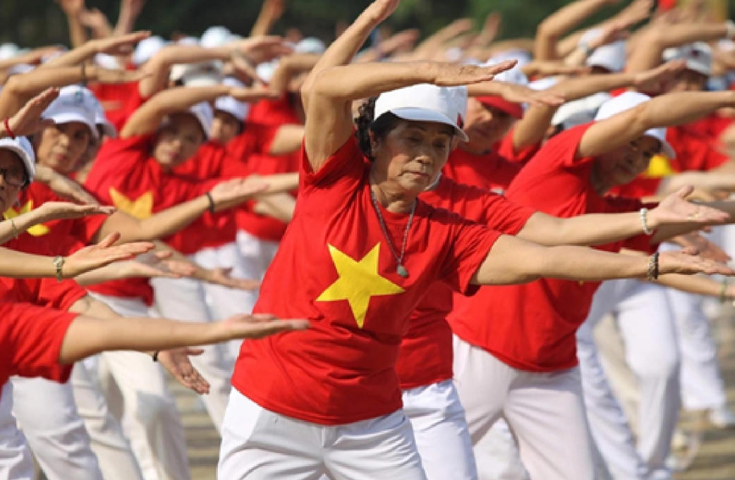 Đề xuất hướng dẫn kiến thức, kỹ năng chuẩn bị cho tuổi già đối với người từ 40 tuổi trở lên